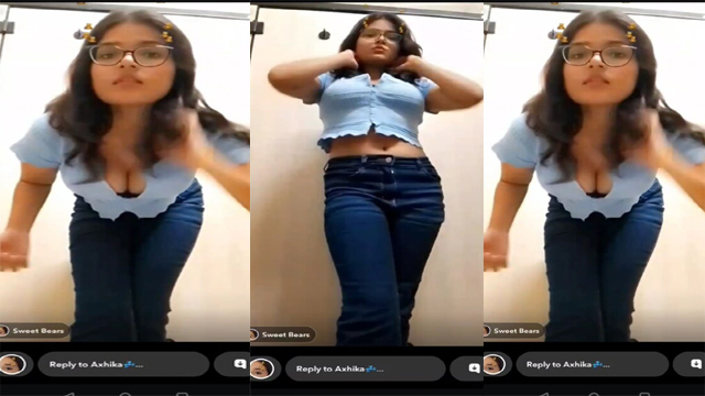 BigBoob Sexy Indian Gf Showing