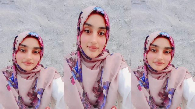 Beautiful Paki Teacher Showing Mms