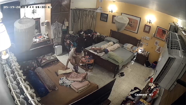 Bengali MILF Big Boobs After Bath Dress Change